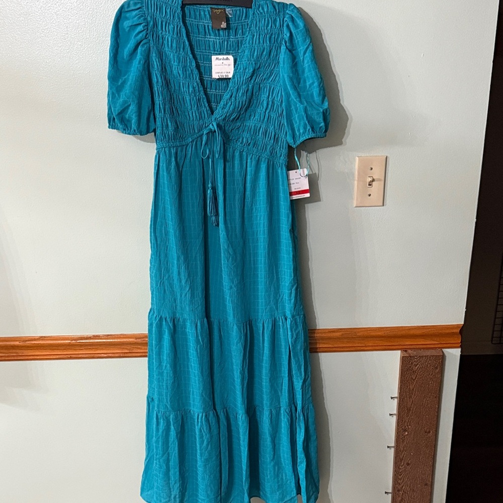 Taylor Brand Maxi Dress